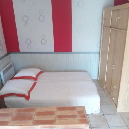 Maisonette Proche Bourges 1 Piece Mehun-sur-Yevre エクステリア 写真